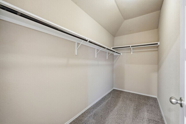 Building Photo - Spacious & Move-In Ready Rental in 78252 – Easy Access to Major Highways