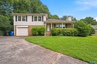 Building Photo - 104 Deer Trail