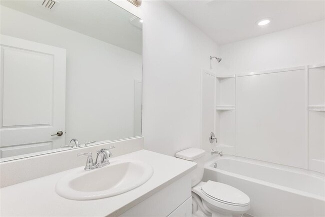 Building Photo - 5772 Haven Ter