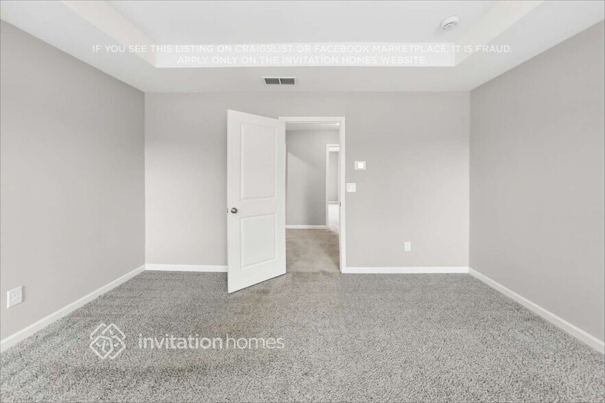 Building Photo - 555 S Fortune Way