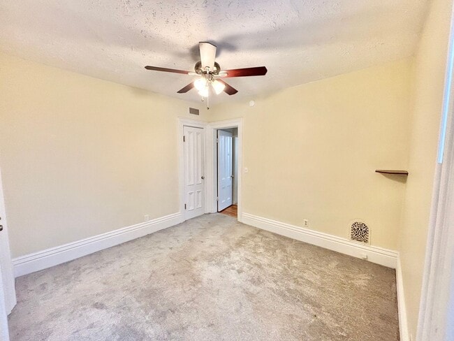 Building Photo - 40 Hubbell Park