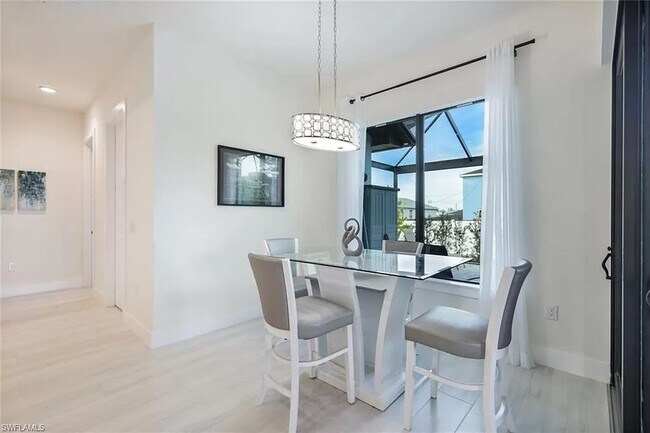 Building Photo - 2825 SW 3rd St