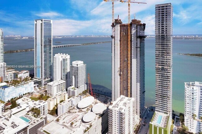 Building Photo - 788 NE 23rd St