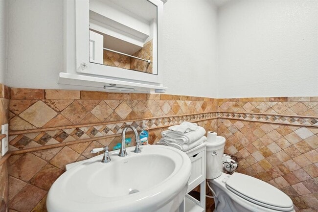 Building Photo - 3101 Wheeler St