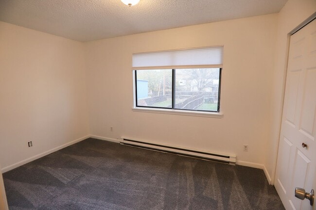 Building Photo - 257 Canby St