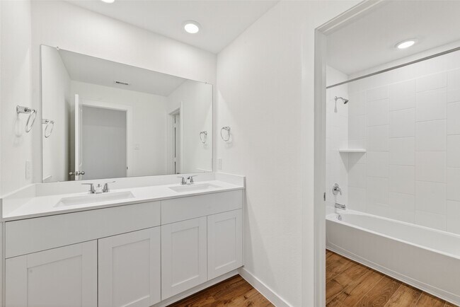Building Photo - 28142 Meadowlark Sky Dr