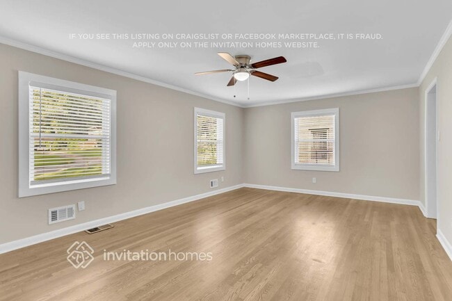 Building Photo - 3640 W Potomac Dr