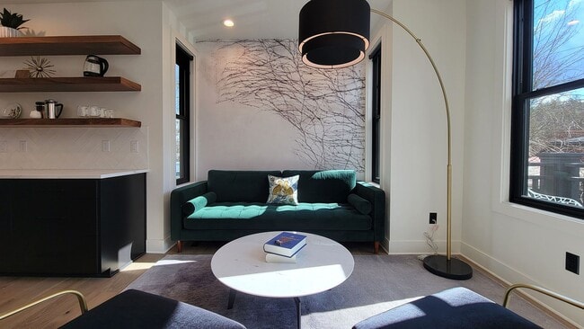 Building Photo - Station House Suite B is a stunning 2 bedr...