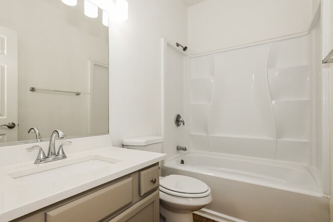 Building Photo - 26 N 126th Ave