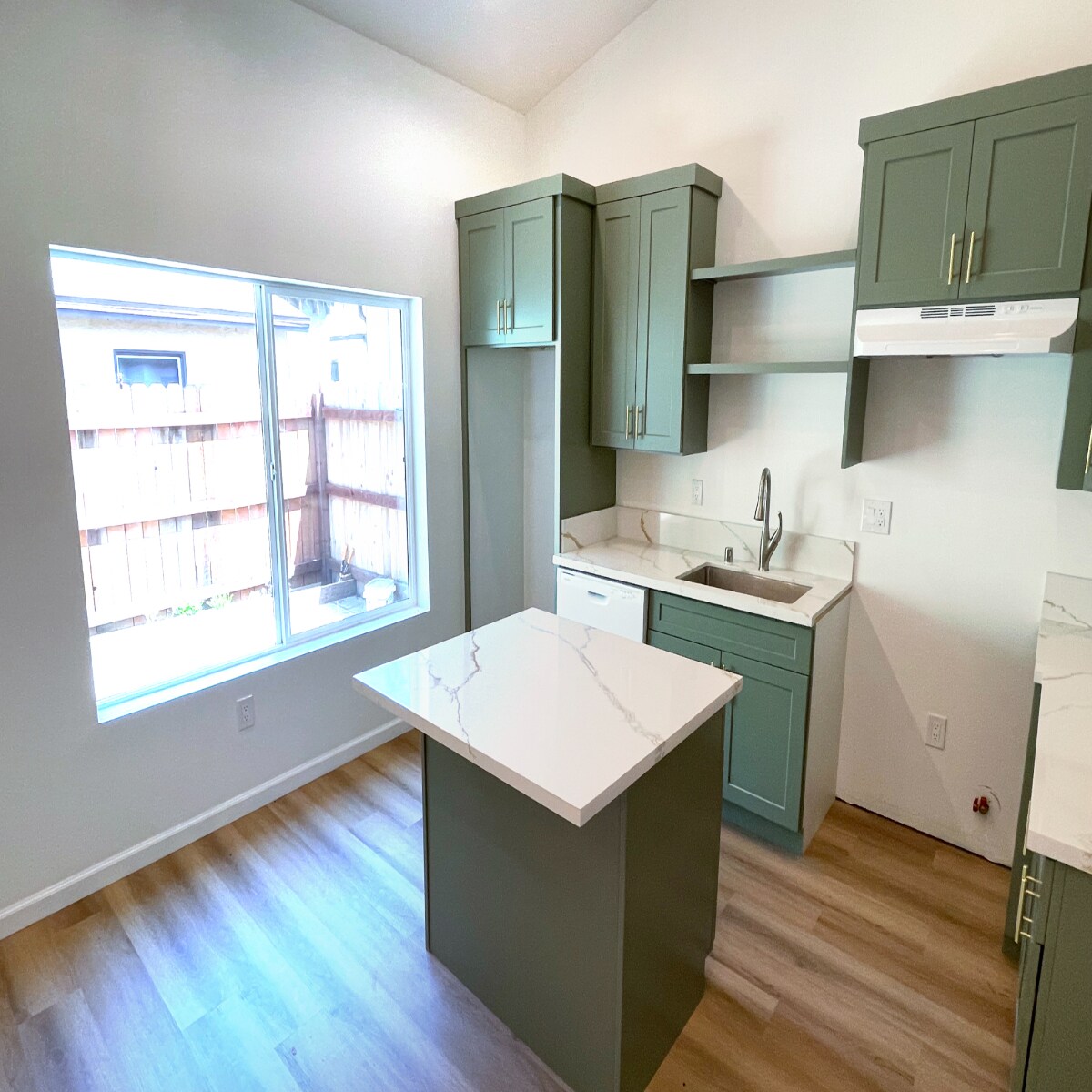 Building Photo - 8045 Norwich Ave