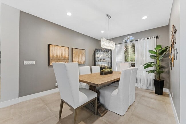 Building Photo - 4487 NW 42nd Terrace