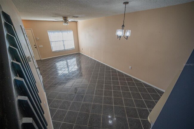 Building Photo - 1250 Redondo Way