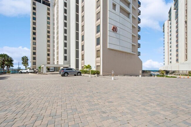 Building Photo - 450 S Gulfview Blvd