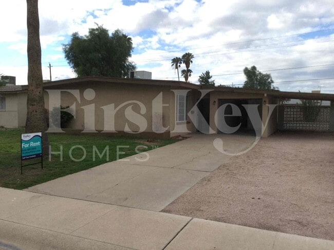 Primary Photo - 1158 E Concorda Dr