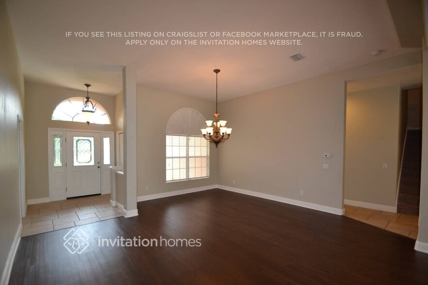 Building Photo - 13075 Peregrin Cir