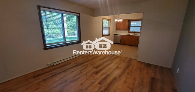 Building Photo - N86W6314 Brookdale Dr