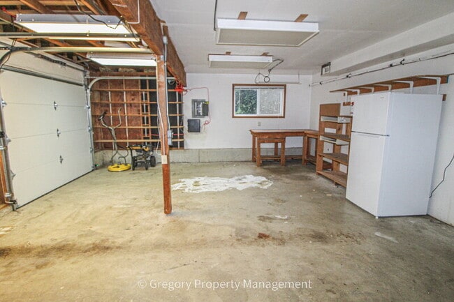 Building Photo - 13508 131st Pl NE