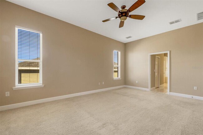 Building Photo - 6743 Hillis Dr