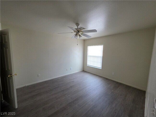 Building Photo - 8453 Vast Horizon Ave