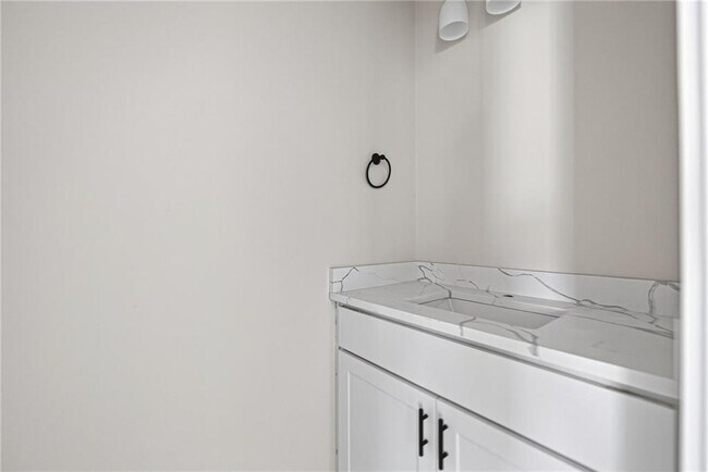 Building Photo - 1447 S Yampa Bnd