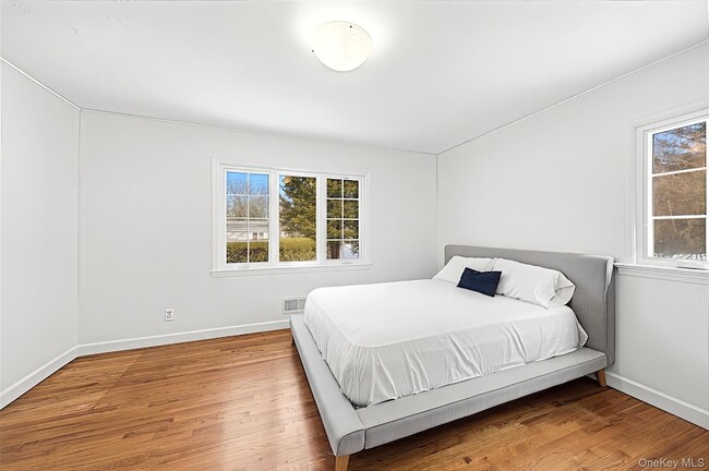 Building Photo - 103 Heatherdell Rd