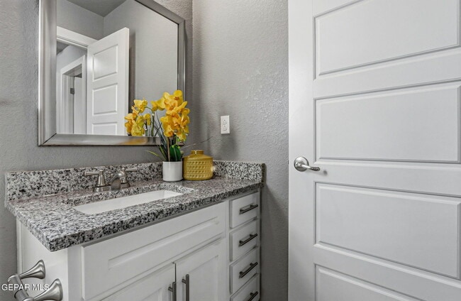 Building Photo - 3328 David Palacio Dr