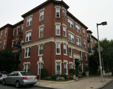 Building Photo - 11 Barrows St