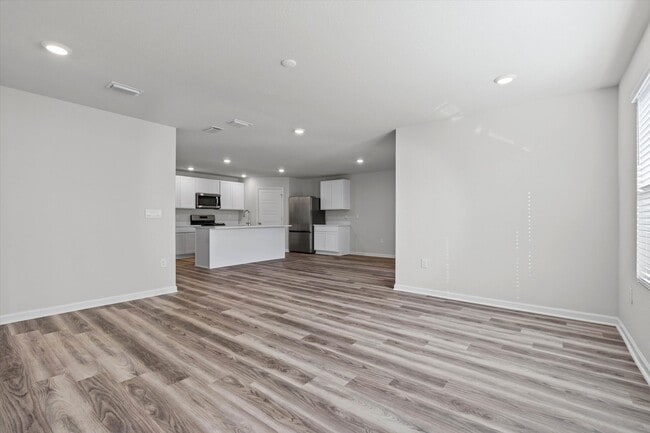 Building Photo - 13581 Paris Cir