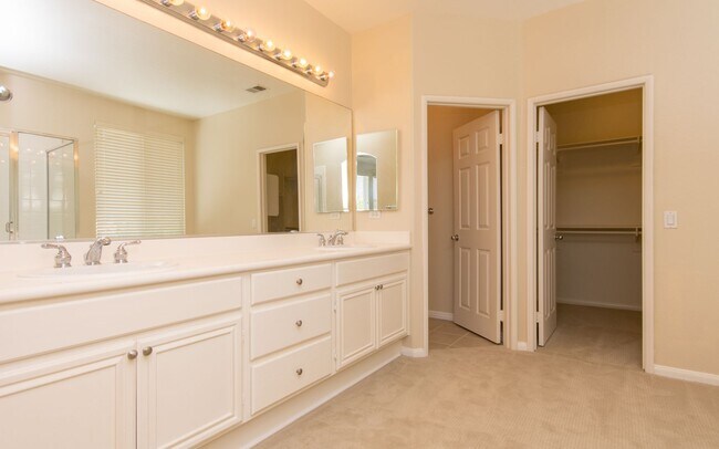 Building Photo - 3 Bd Home in the San Raphael Gated Community!