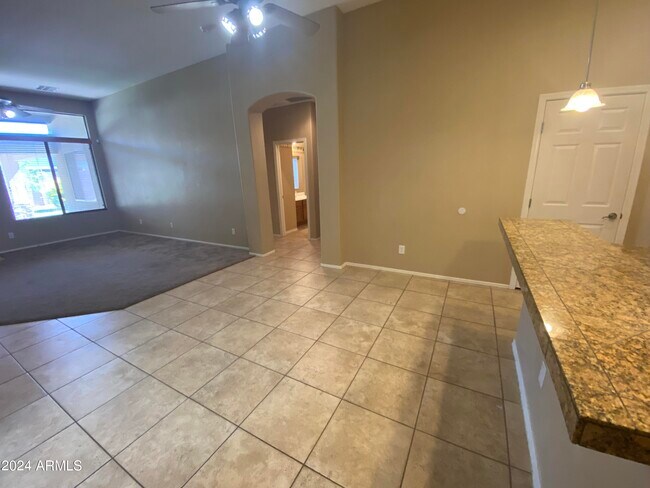 Building Photo - 13510 W Avalon Dr