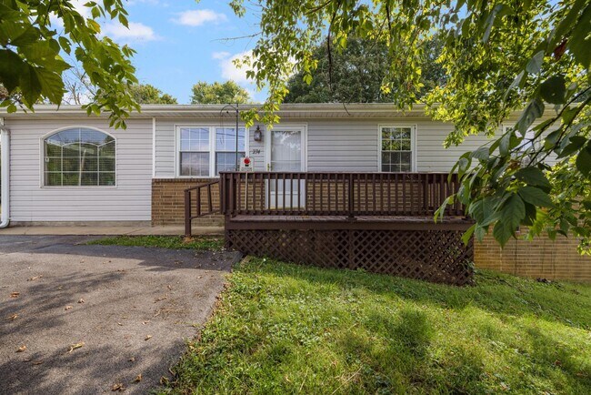 Building Photo - 274 Green Pond Rd