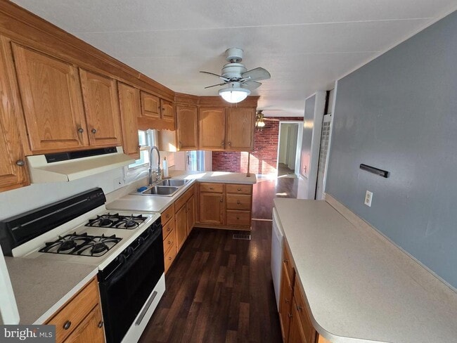 Building Photo - 1207 Deer Creek Church Rd