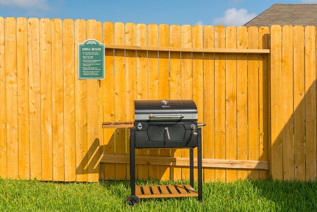 Building Photo - 8110 Alpine Bearberry Dr