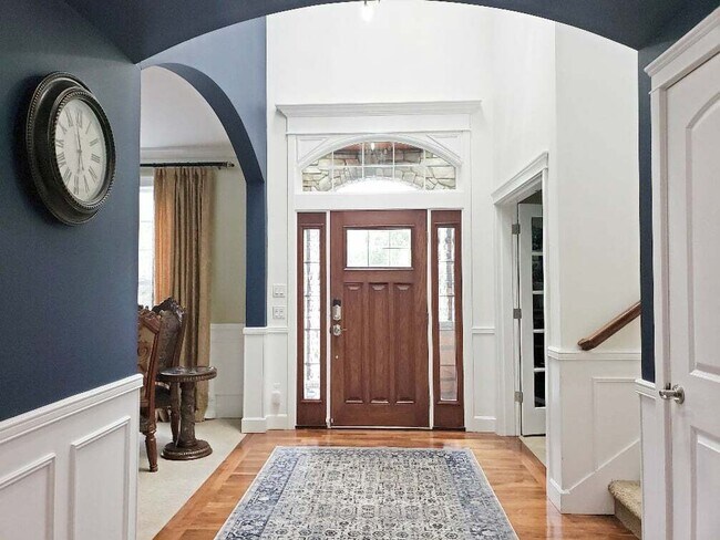 Building Photo - 4812 Beaver Pond Dr S