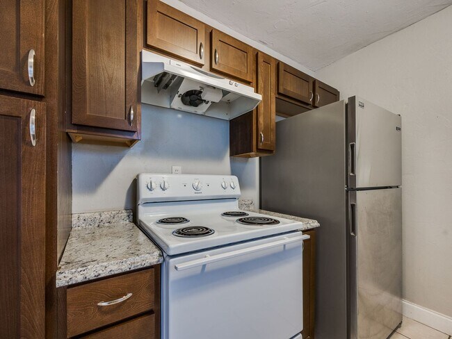 Building Photo - Charming Updated Home Near OKC Urban Core ...