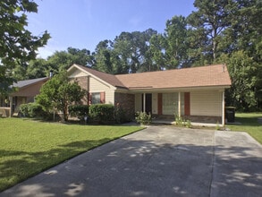 Building Photo - ***Coming Soon***Updated Three Bedroom Hom...