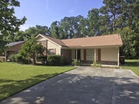 Building Photo - 171 Greenbriar Ct