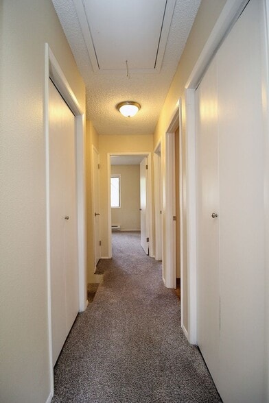 Building Photo - 2747-2757 SW Troy St