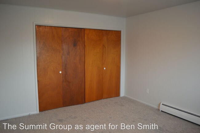 Building Photo - 800 W 56th Ave