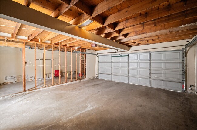 Building Photo - 9417 Bassoon Dr