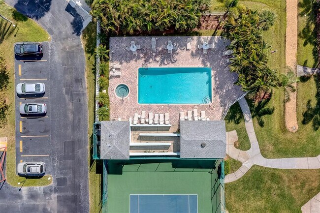 Building Photo - 508 Garland Cir