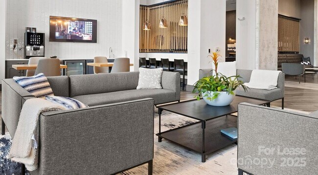 Building Photo - 145 New Bern St