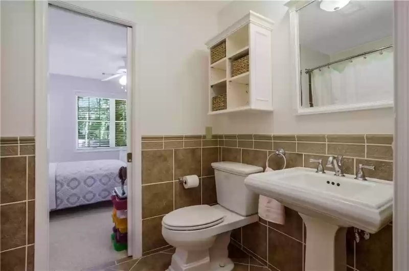 Building Photo - 3346 Mathieson Dr NE