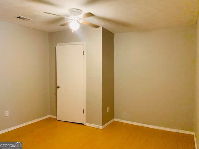 Building Photo - 7 Burdette Pl