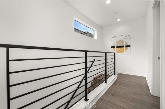 Building Photo - 3032 N Coolidge Ave