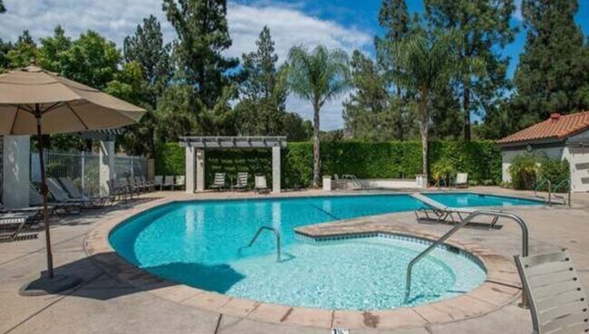 Pool and spa - 19168 Lahey St