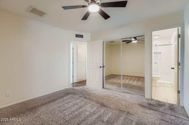 Building Photo - 8020 E Monte Vista Rd
