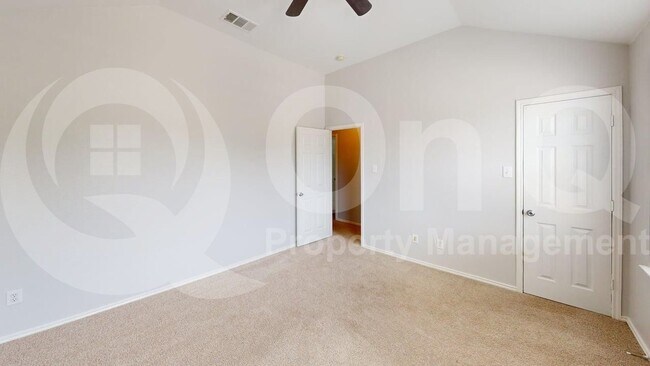 Building Photo - 2208 Lanshire Dr