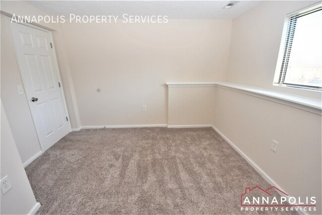 Building Photo - 508 Greenblades Ct