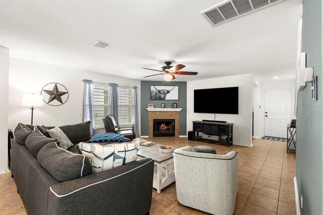 Building Photo - 1051 Dorn